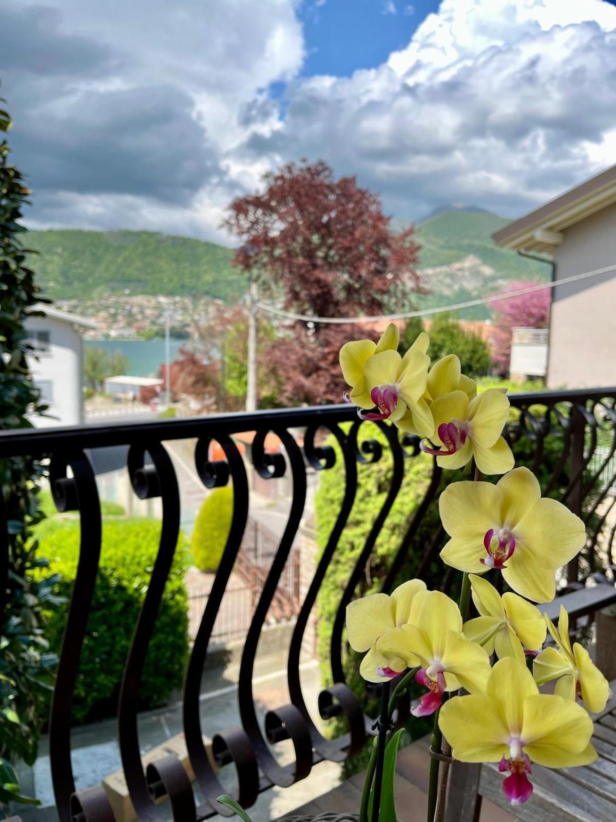 B&B Aria Di Lago Паратико Стая снимка