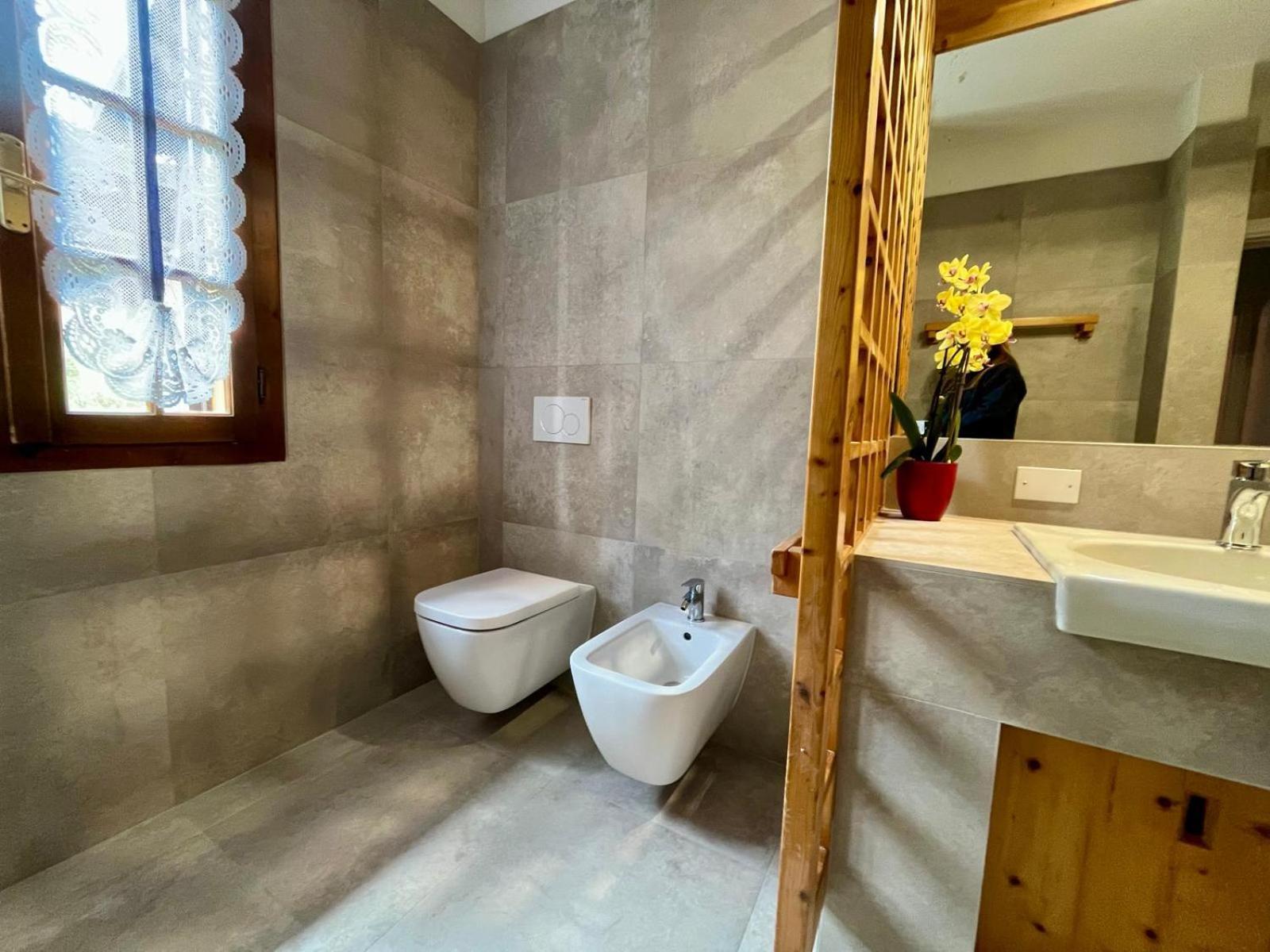 B&B Aria Di Lago Паратико Стая снимка